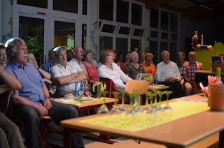 ausVollerKehle